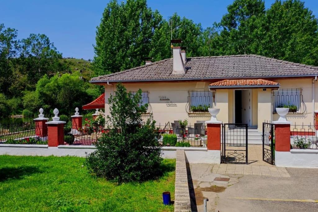 Villa Casa La Riera Salinas De Pisuerga Exterior foto