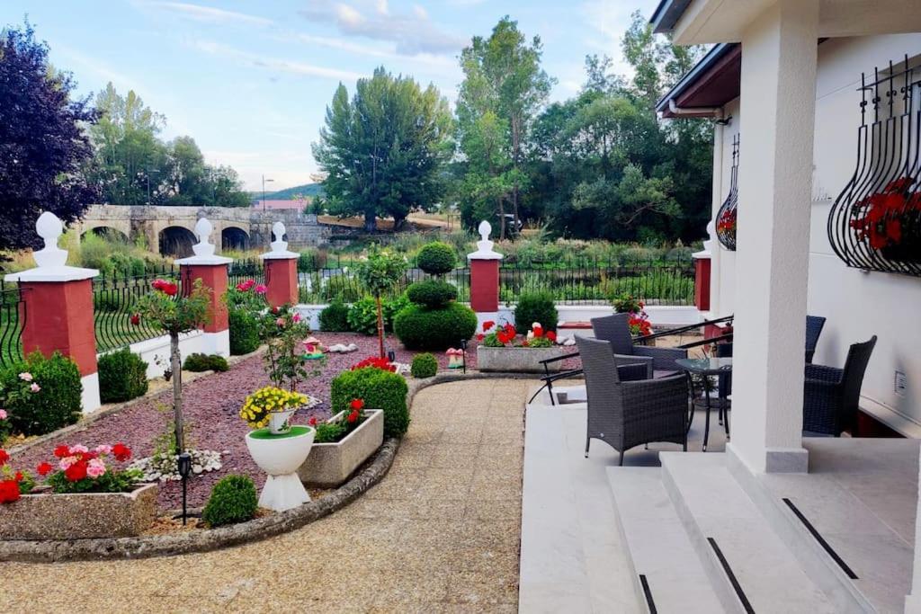 Villa Casa La Riera Salinas De Pisuerga Exterior foto